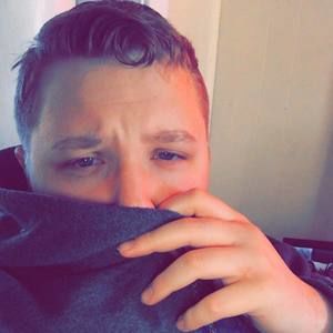 Meet your Posher, Levi